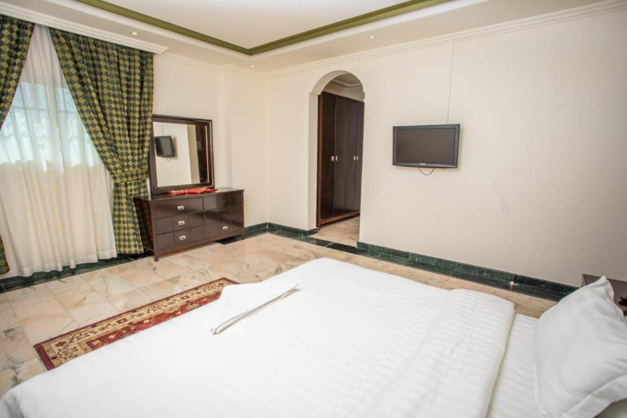 Delmon Hotel Suites Jeddah Exterior foto